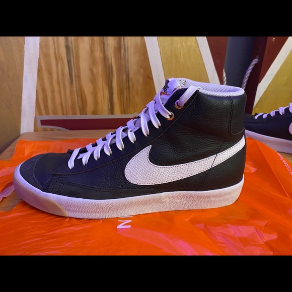 Nike Other - Nike Blazers ‘77 Orewood brown size 10.5 men